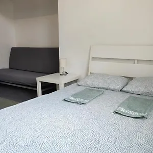 3* Pensjonat Sleepover Center Guestrooms