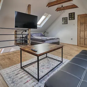  Apartman Zenloft Magyarország