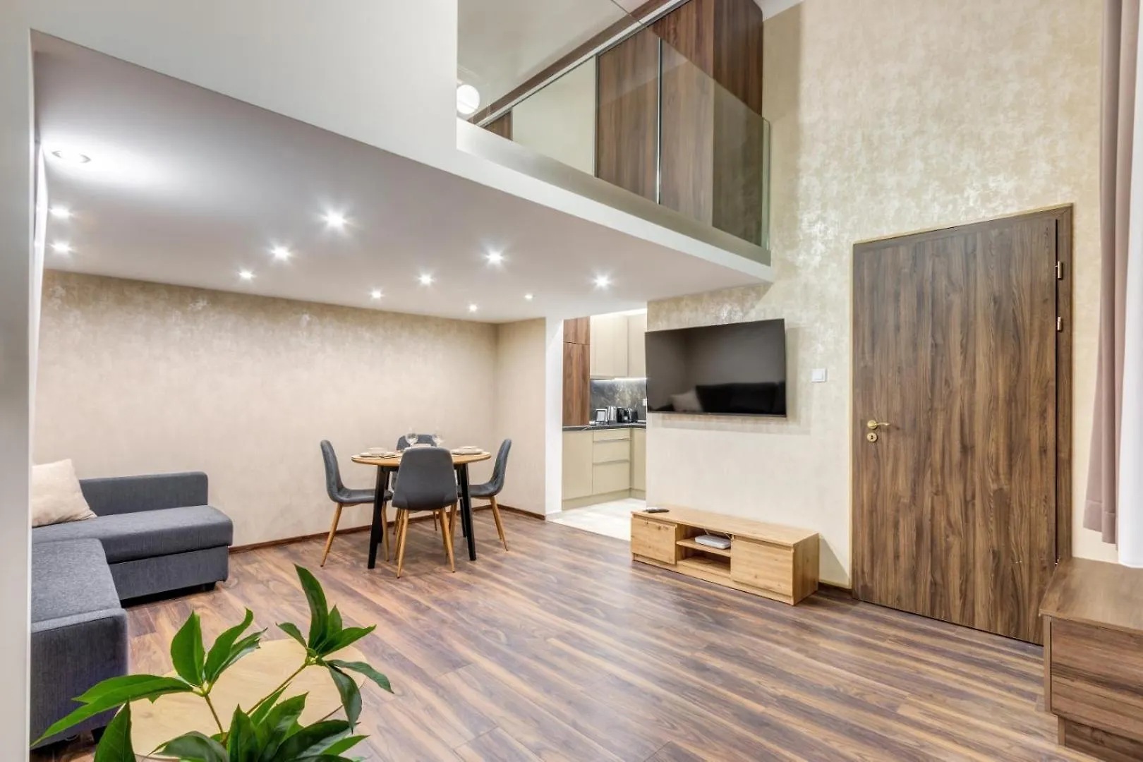 Mega Deal - Elegance - No Deposit Needed Budapest Ungheria
